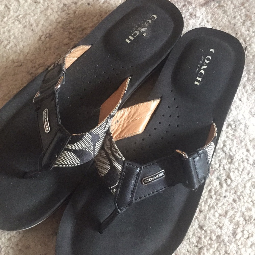 Coach flip flops